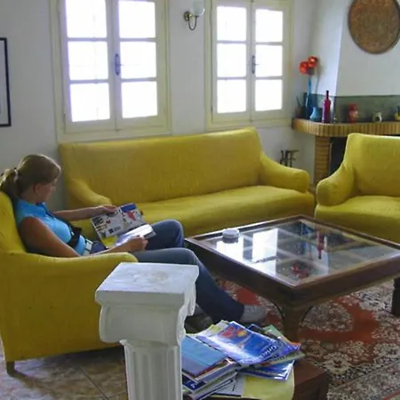 Konukevi Bay In Kalamaki Beach, 100m From The Lovely Sandy Apraos