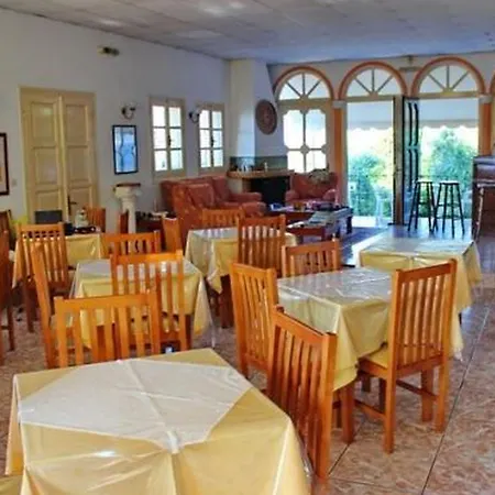 Bay In Kalamaki Beach, 100m From The Lovely Sandy