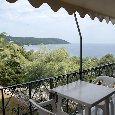 Bay In Kalamaki Beach, 100m From The Lovely Sandy 게스트하우스 4*