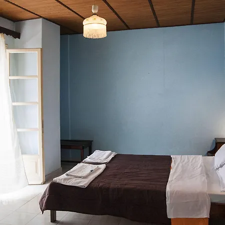 Bay In Kalamaki Beach, 100m From The Lovely Sandy Apraos